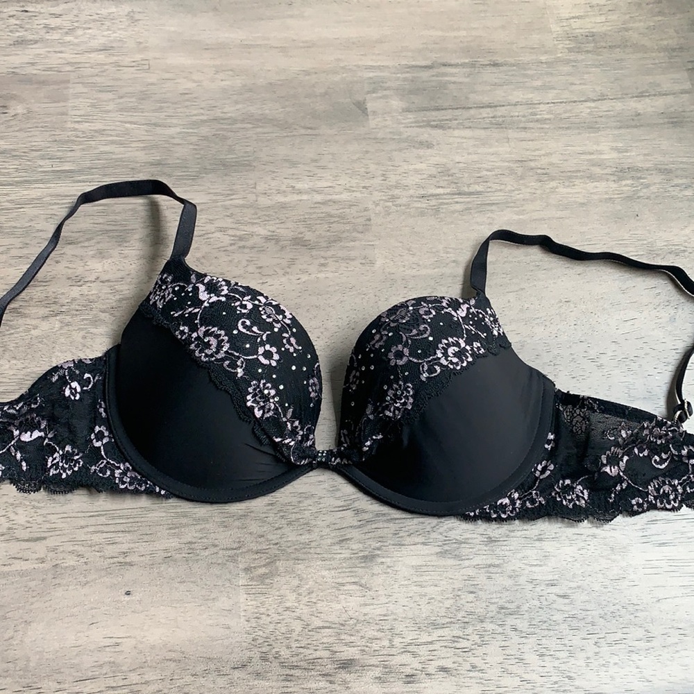Victoria’s Secret padded Demi bra 34D